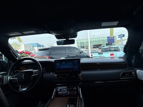 Used 2024 Lincoln Navigator L Black Label image 26