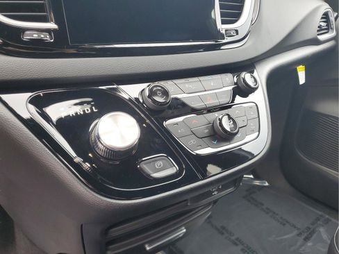 New 2026 Chrysler Voyager LX FWD image 21