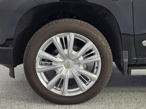 New 2025 Chevrolet Silverado 1500 High Country w/ High Country Premium Package image 10