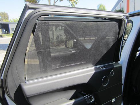 Used 2017 Land Rover Range Rover Long Wheelbase Supercharged image 28