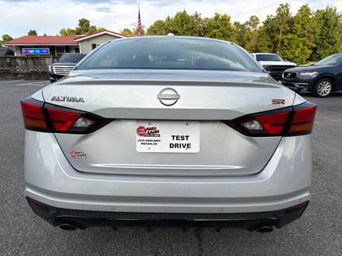 Used 2023 Nissan Altima 2.5 SR FWD image 5