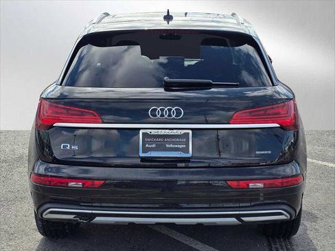 Used 2021 Audi Q5 2.0T Premium Plus w/ Premium Plus Package AWD/4WD image 4