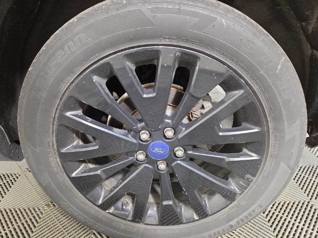 Used 2020 Ford Escape Titanium AWD/4WD image 11