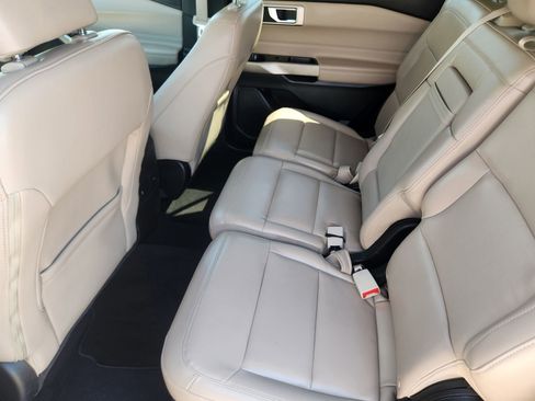 Used 2023 Ford Explorer XLT w/ Equipment Group 202A image 32