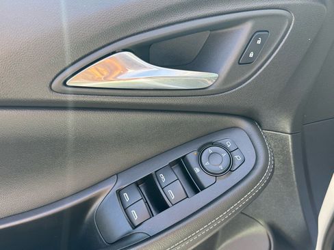 Used 2023 Buick Encore GX Preferred w/ Cold Weather Comfort Package image 21