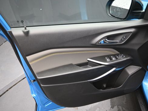 Used 2025 Chevrolet Trax ACTIV FWD image 26