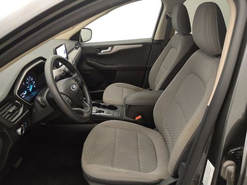 Used 2020 Ford Escape SE FWD image 17