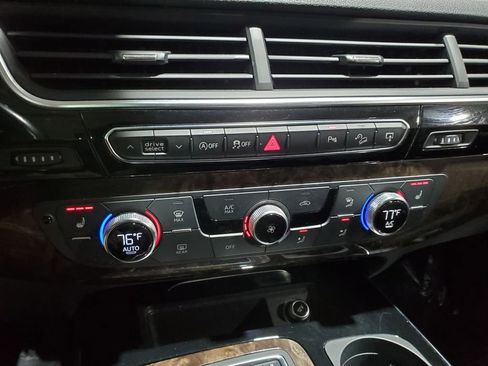 Used 2017 Audi Q7 3.0T Premium Plus image 37