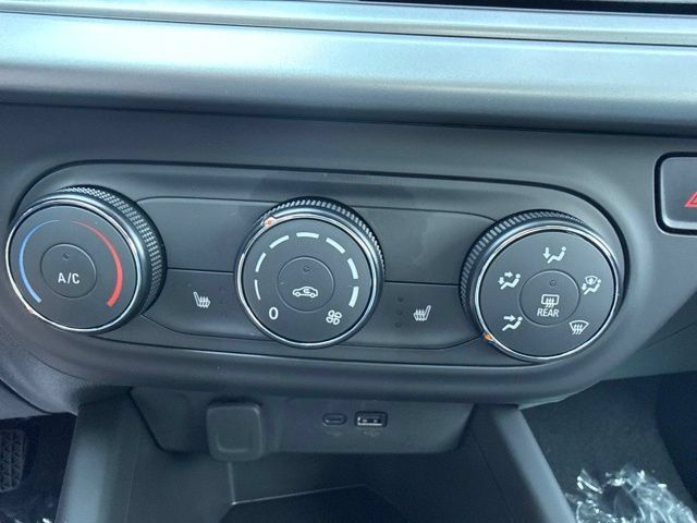 New 2026 Chevrolet Trax LS w/ LS Convenience Package FWD image 19