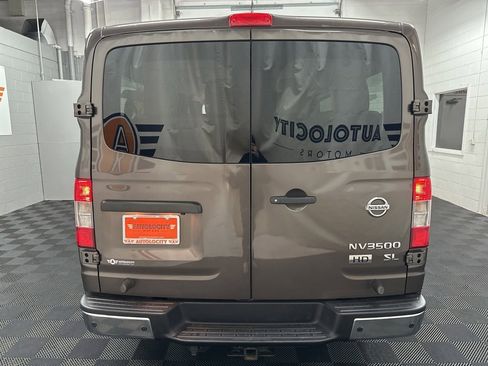 Used 2015 Nissan NV 3500 SL w/ Technology Package image 8