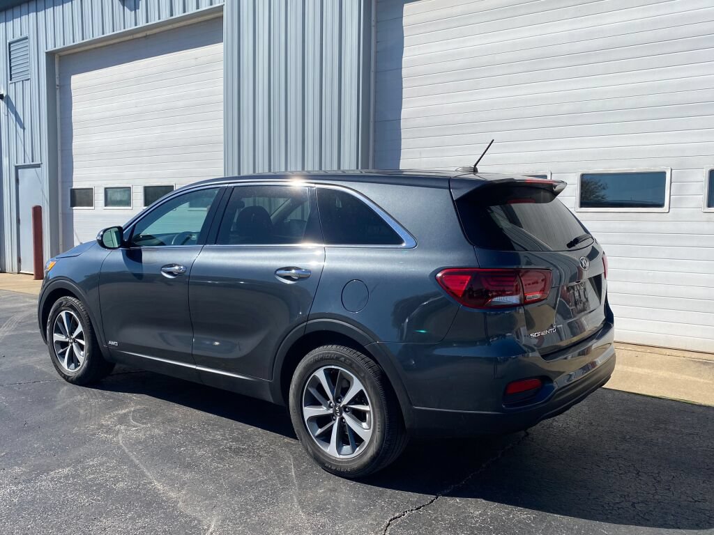 Used 2020 Kia Sorento AWD V6 image 4