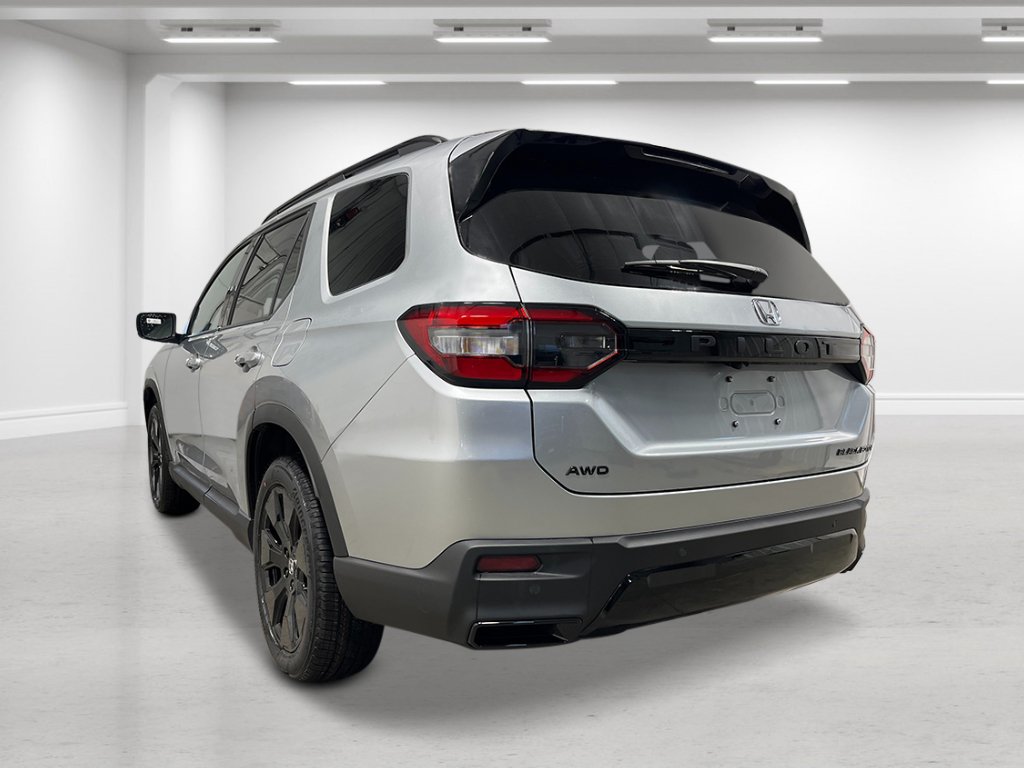 New 2026 Honda Pilot Black Edition image 3