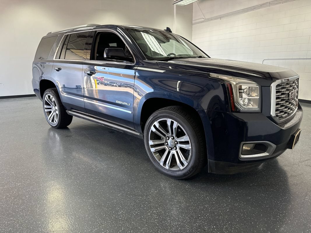 Used 2019 GMC Yukon Denali w/ Denali Ultimate Package AWD/4WD image 2