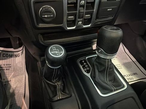 Used 2020 Jeep Wrangler Unlimited Sahara AWD/4WD image 24