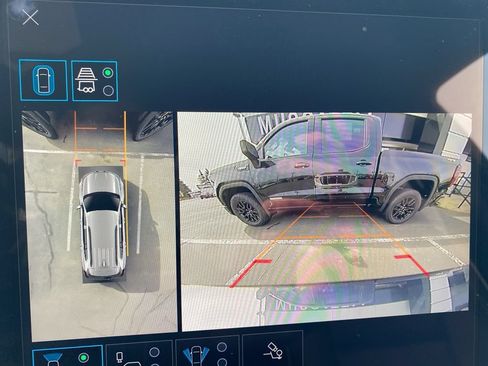 Used 2025 GMC Acadia Denali w/ LPO, Floor Liner Package AWD/4WD image 24