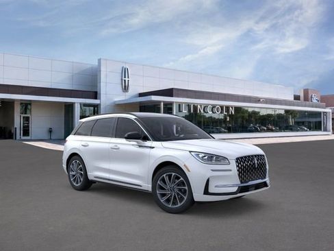 New 2026 Lincoln Corsair Grand Touring AWD/4WD image 8
