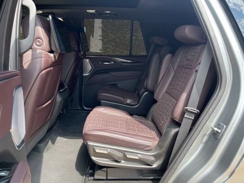 Used 2023 Cadillac Escalade V AWD/4WD image 14