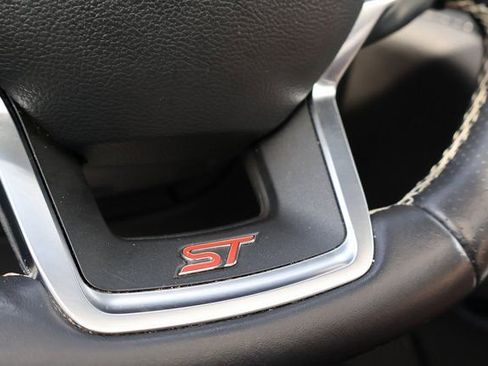 Used 2022 Ford Explorer ST w/ Equipment Group 401A image 29