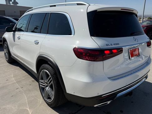 Used 2025 Mercedes-Benz GLS 450 4MATIC image 7