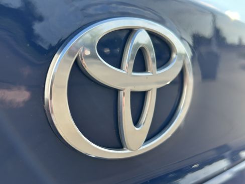 Used 2025 Toyota Camry LE FWD image 7