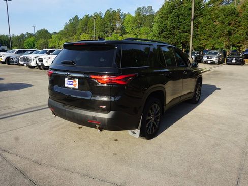 Used 2023 Chevrolet Traverse RS AWD/4WD image 25