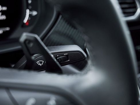Used 2024 Lamborghini Urus Performante AWD/4WD image 68
