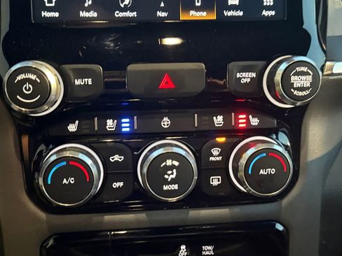 Used 2024 RAM 1500 Laramie image 5