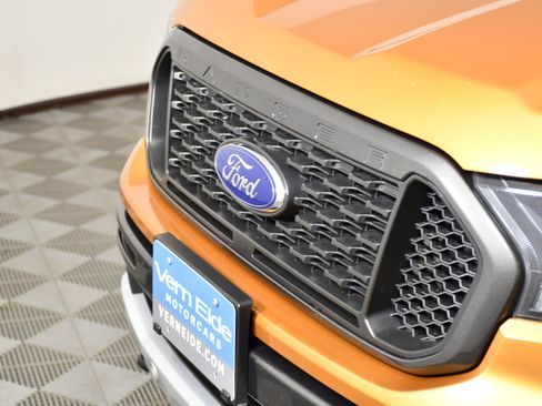 Used 2019 Ford Ranger XLT w/ Equipment Group 302A Luxury AWD/4WD image 11