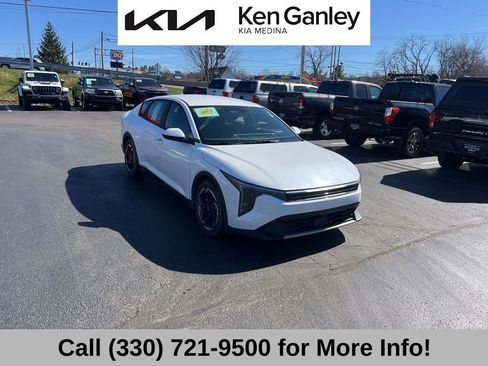 Certified 2025 Kia K4 EX image 7