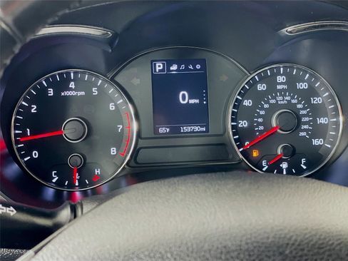 Used 2017 Kia Forte S image 15