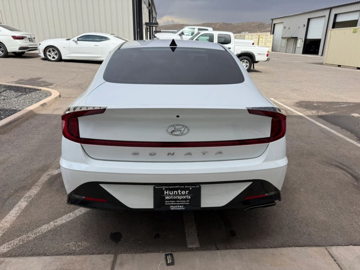 Used 2021 Hyundai Sonata SEL w/ Preferred Accessory Package FWD image 7