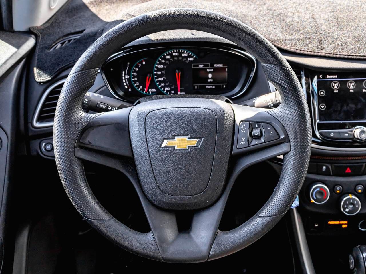 Used 2019 Chevrolet Trax LS FWD image 12