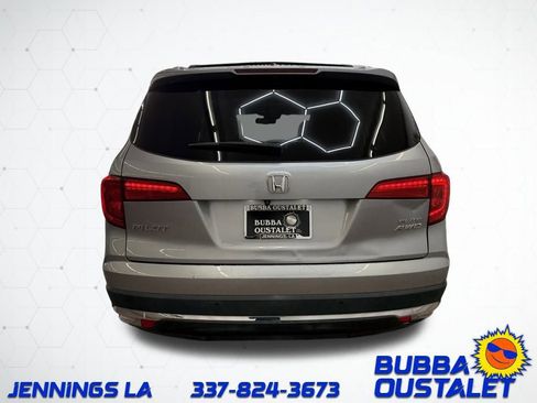 Used 2017 Honda Pilot Elite image 4