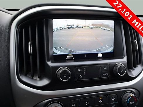 Used 2022 Chevrolet Colorado LT AWD/4WD image 22