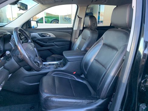 Used 2020 Chevrolet Traverse RS image 20
