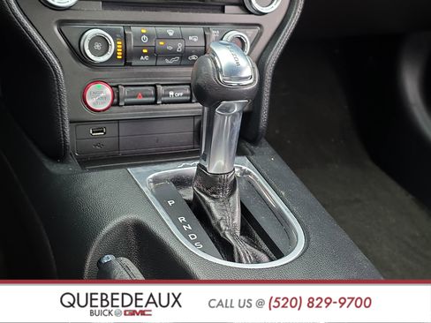 Used 2018 Ford Mustang Coupe RWD image 21