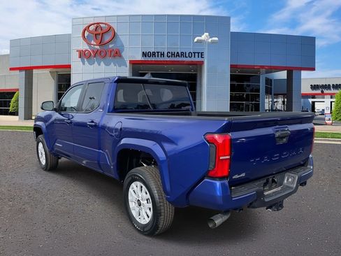 Used 2025 Toyota Tacoma SR5 image 8