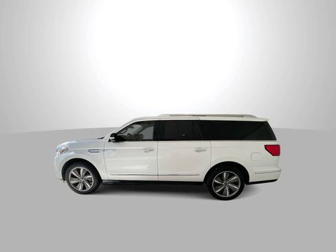 Used 2019 Lincoln Navigator L Reserve AWD/4WD image 5