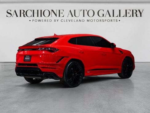 Used 2023 Lamborghini Urus S AWD/4WD image 3