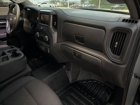 Used 2024 Chevrolet Silverado 1500 W/T w/ WT Value Package AWD/4WD image 23
