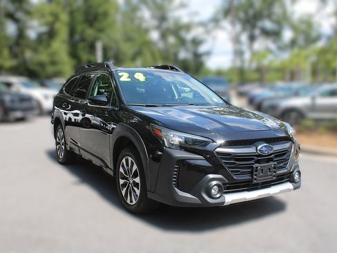 Used 2024 Subaru Outback Limited AWD/4WD image 16