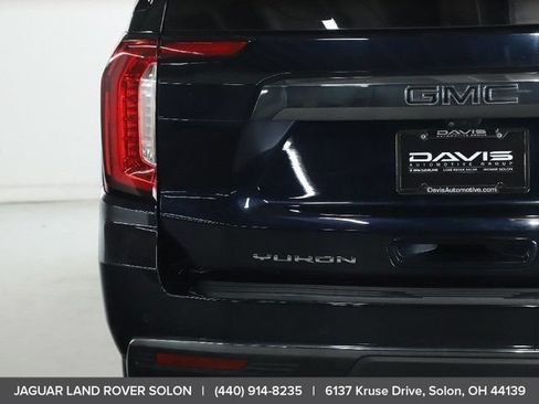 Used 2023 GMC Yukon XL Denali Ultimate AWD/4WD image 49