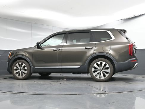 Used 2020 Kia Telluride S image 29