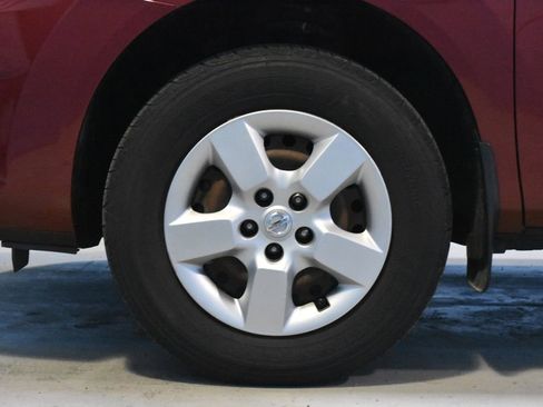 Used 2013 Nissan Rogue S image 20