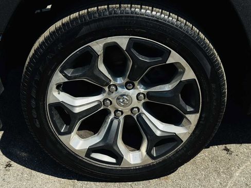 Used 2019 RAM 1500 Limited AWD/4WD image 14