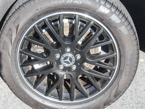 Used 2020 Mercedes-Benz GLE 350 4MATIC image 11