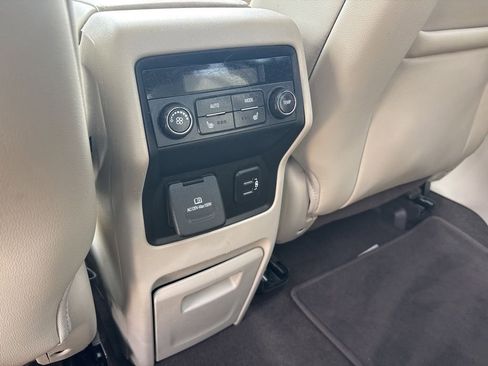 Used 2019 GMC Acadia Denali w/ Technology Package image 25