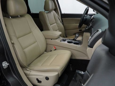 Certified 2021 Jeep Grand Cherokee Limited AWD/4WD image 50