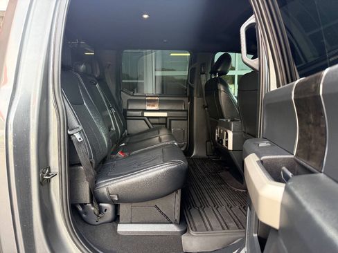 Used 2022 Ford F350 Lariat w/ Lariat Ultimate Package AWD/4WD image 39