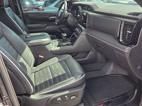 Used 2022 GMC Sierra 1500 AT4X image 13